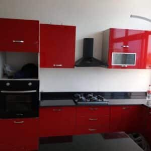 Cuisine Moderne avec haute aspirante - écrasante